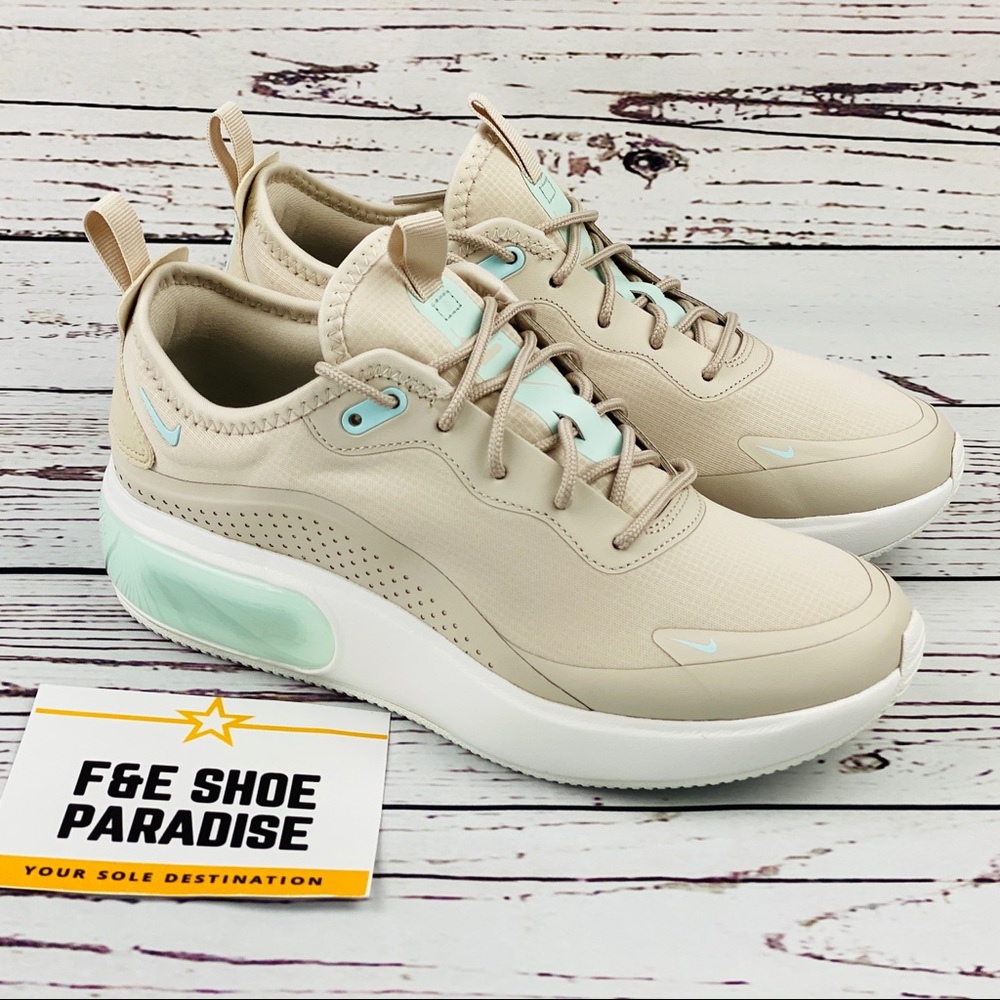Nike Air Max Dia Size 6.5 Cream White New In Box